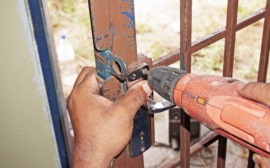 changer serrure porte Bois-le-Roi